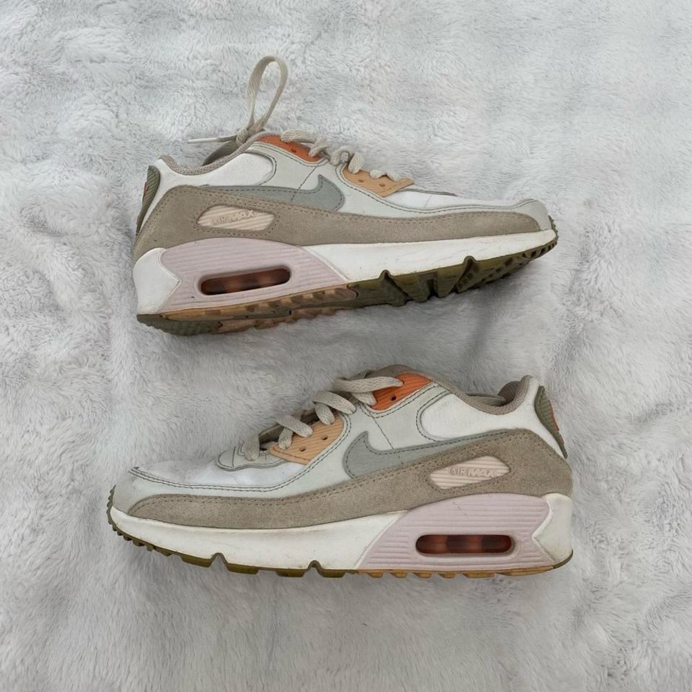 Nike Air Max 90s in White Pink and Tan